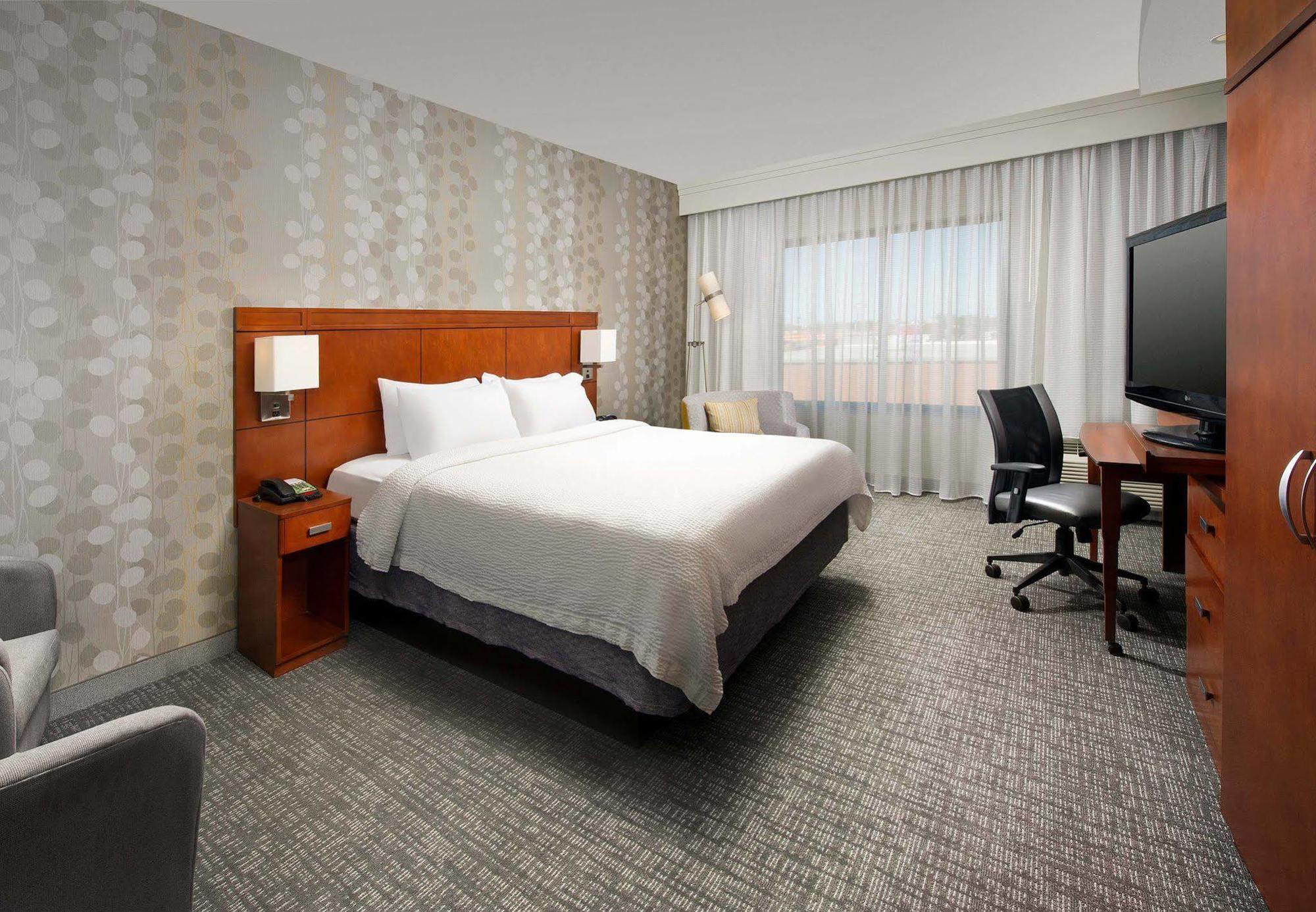 Courtyard By Marriott Wichita Falls Exteriör bild